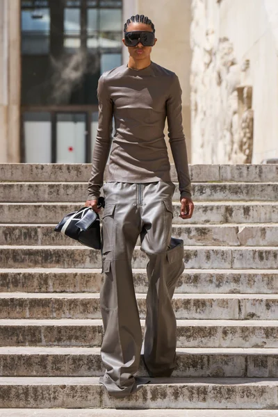 Look 22